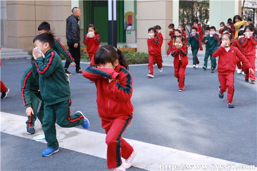 B3_副本.jpg