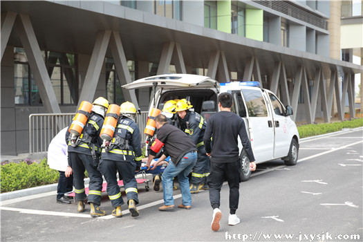 C4_副本.jpg C4_副本.jpg