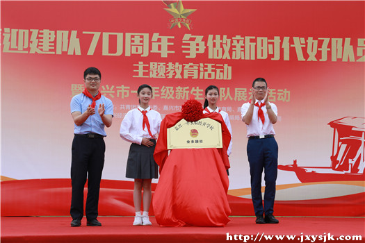 图四1.jpg