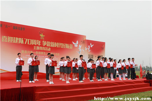 图四3.jpg