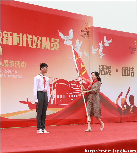 图四4.jpg