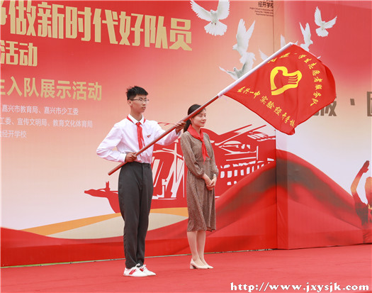 图四5.jpg