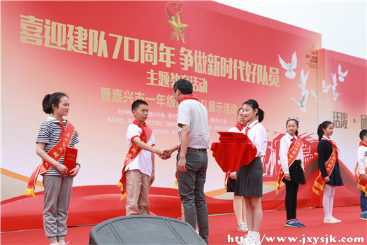 图五1.jpg