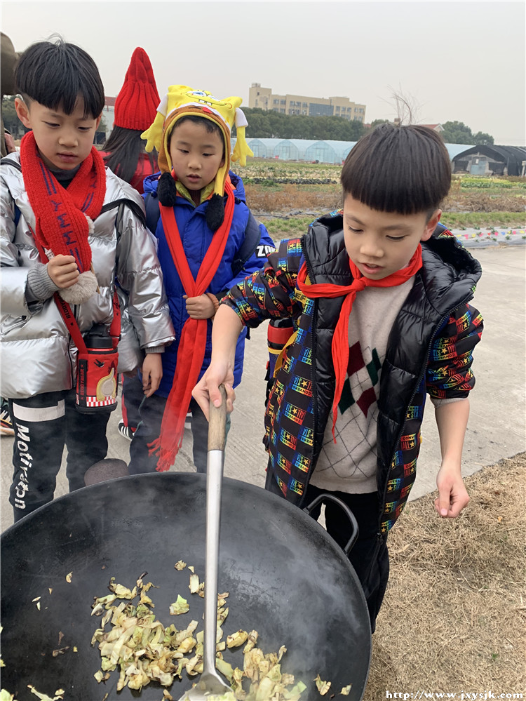 1cfc6b92b9eb63db2538238f6deb7e0_副本.jpg