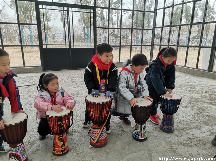 32f73c53196856a04e1d55e1bd1ff93_副本.jpg